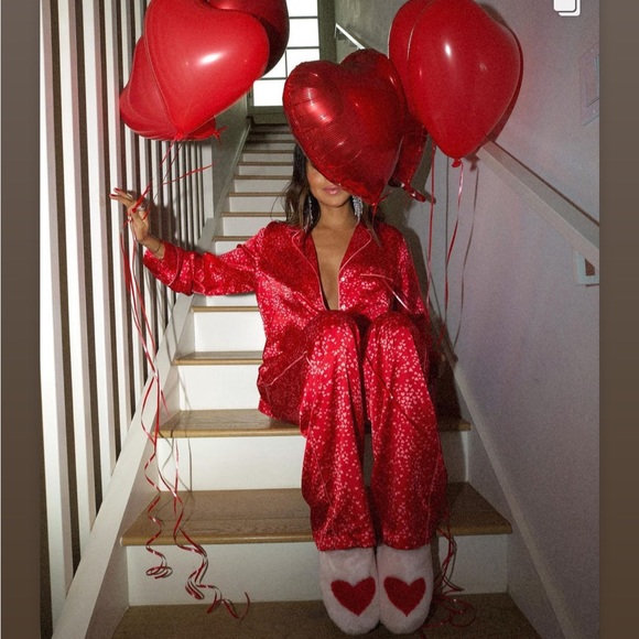 VS Love you pyjama Valentine  set - Picture 3 of 10